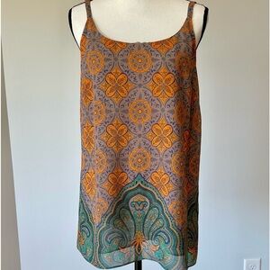 Cabi lined tank with adjustable straps size small flowy layer summer office
